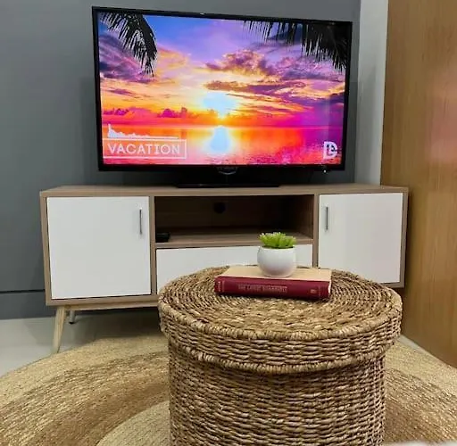 Cozy Viceroy Residences Mckinley Hill Bgc Apartment *